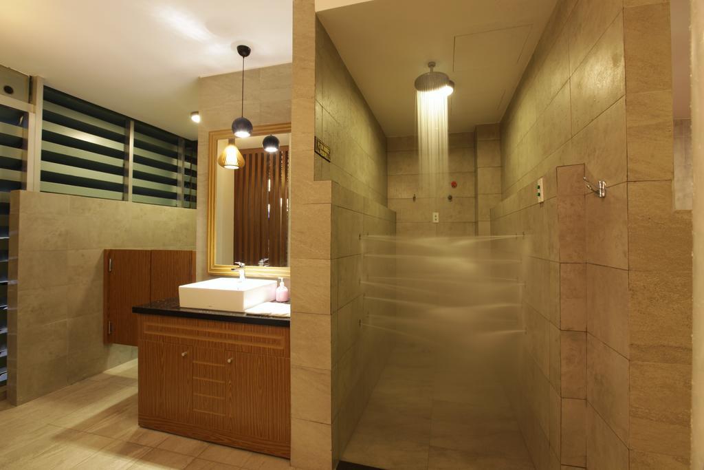 มิญ ตัม โฮเทล แอนด์ สปา 3/2 Hotel โฮจิมินห์ซิตี้ ภายนอก รูปภาพ