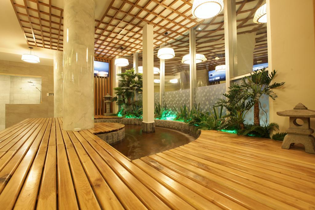 มิญ ตัม โฮเทล แอนด์ สปา 3/2 Hotel โฮจิมินห์ซิตี้ ภายนอก รูปภาพ