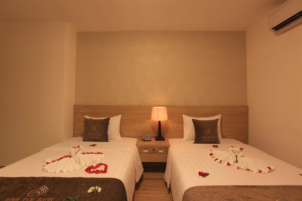 มิญ ตัม โฮเทล แอนด์ สปา 3/2 Hotel โฮจิมินห์ซิตี้ ภายนอก รูปภาพ
