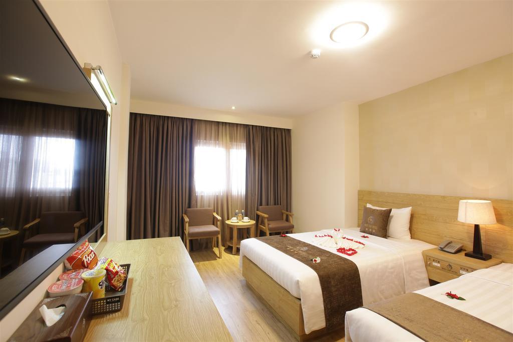 มิญ ตัม โฮเทล แอนด์ สปา 3/2 Hotel โฮจิมินห์ซิตี้ ภายนอก รูปภาพ