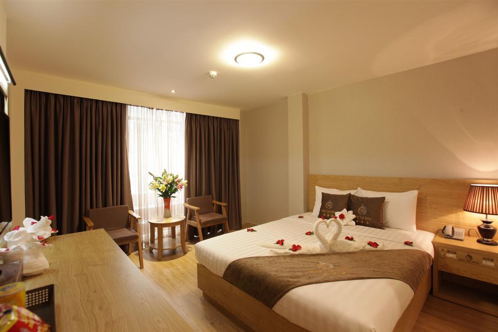 มิญ ตัม โฮเทล แอนด์ สปา 3/2 Hotel โฮจิมินห์ซิตี้ ภายนอก รูปภาพ